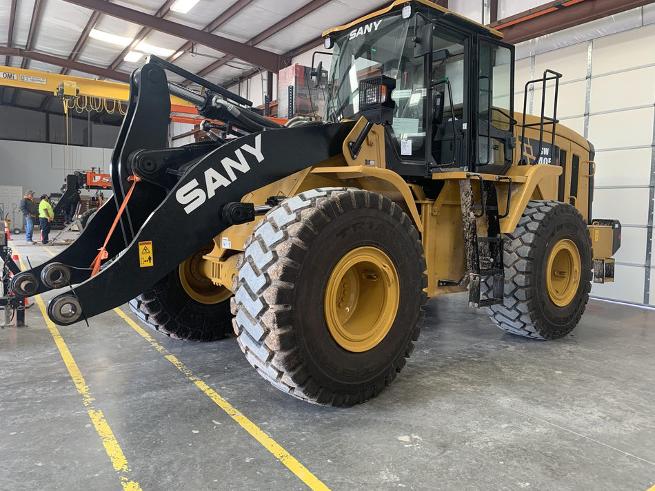 2019 Sany SW405K Cab, JRB Hydraulic QC, 4yrd Bucket, Standard Carriage, 72" Forks - SW405-00A