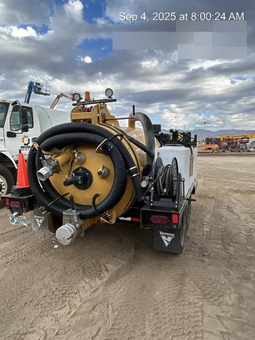 2021 VAC-TRON LP573XDT