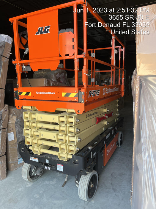 2022 JLG R4045