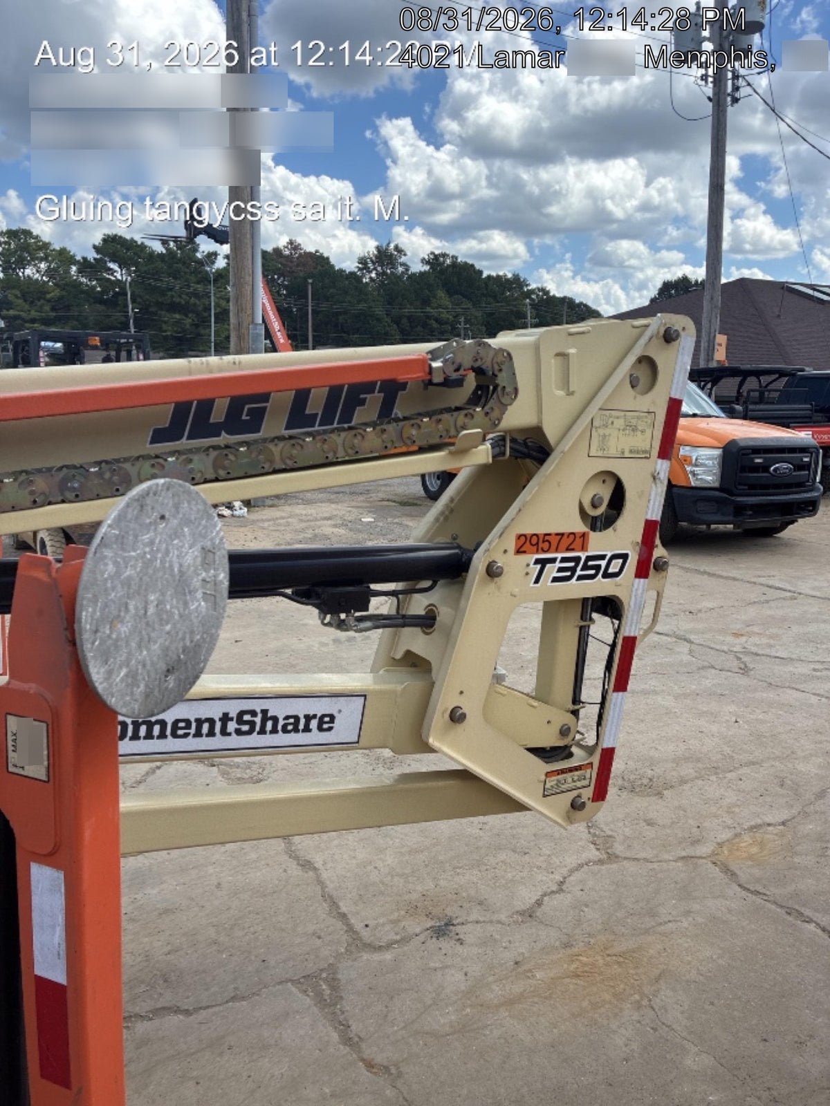 2023 JLG T350