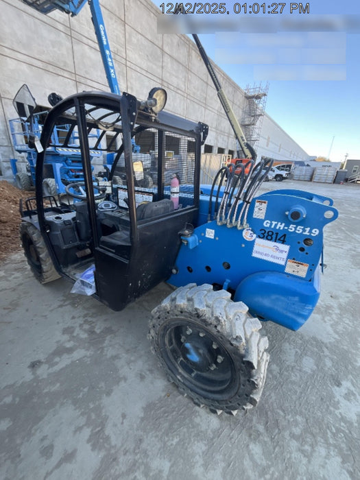 2017 GENIE GTH-5519