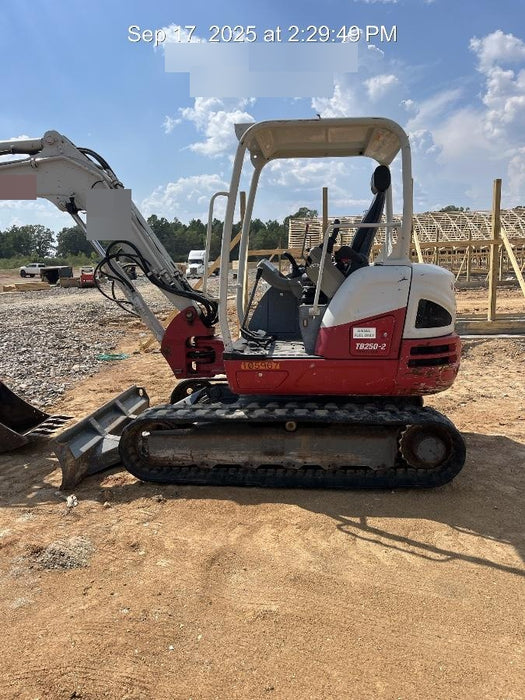 2020 TAKEUCHI TB250-2