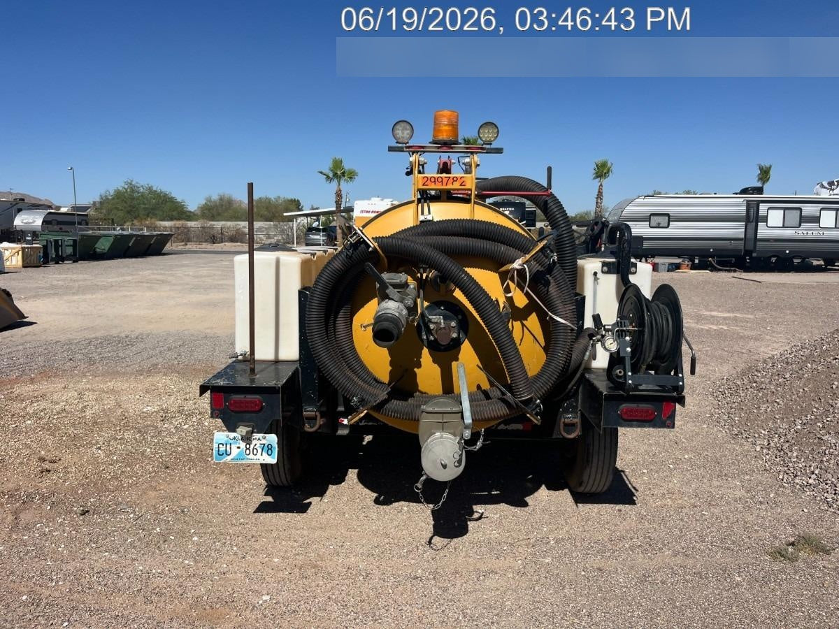 2023 Vac-Tron LP573XDT T4 Koehler Diesel Engine, 500 Gallon Debris Tank, x2 100 Gallon Water Tanks
