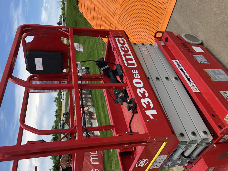 2019 MEC 1330SE Standard Options