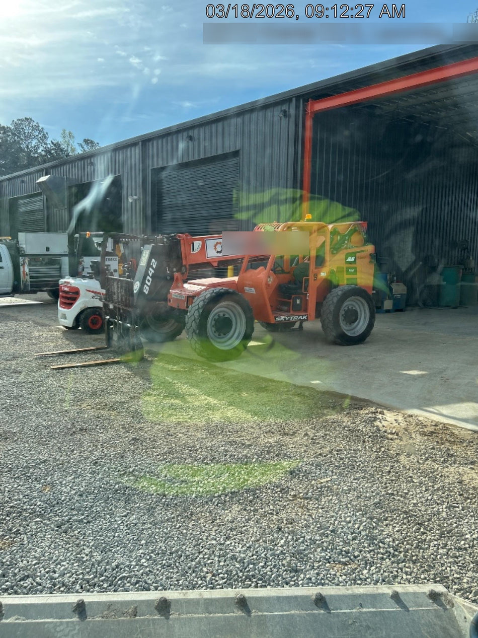 2021 SKYTRAK 8042