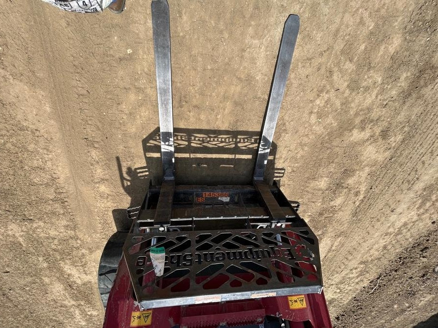 2021 PALADIN 48" Pallet Forks - Paladin