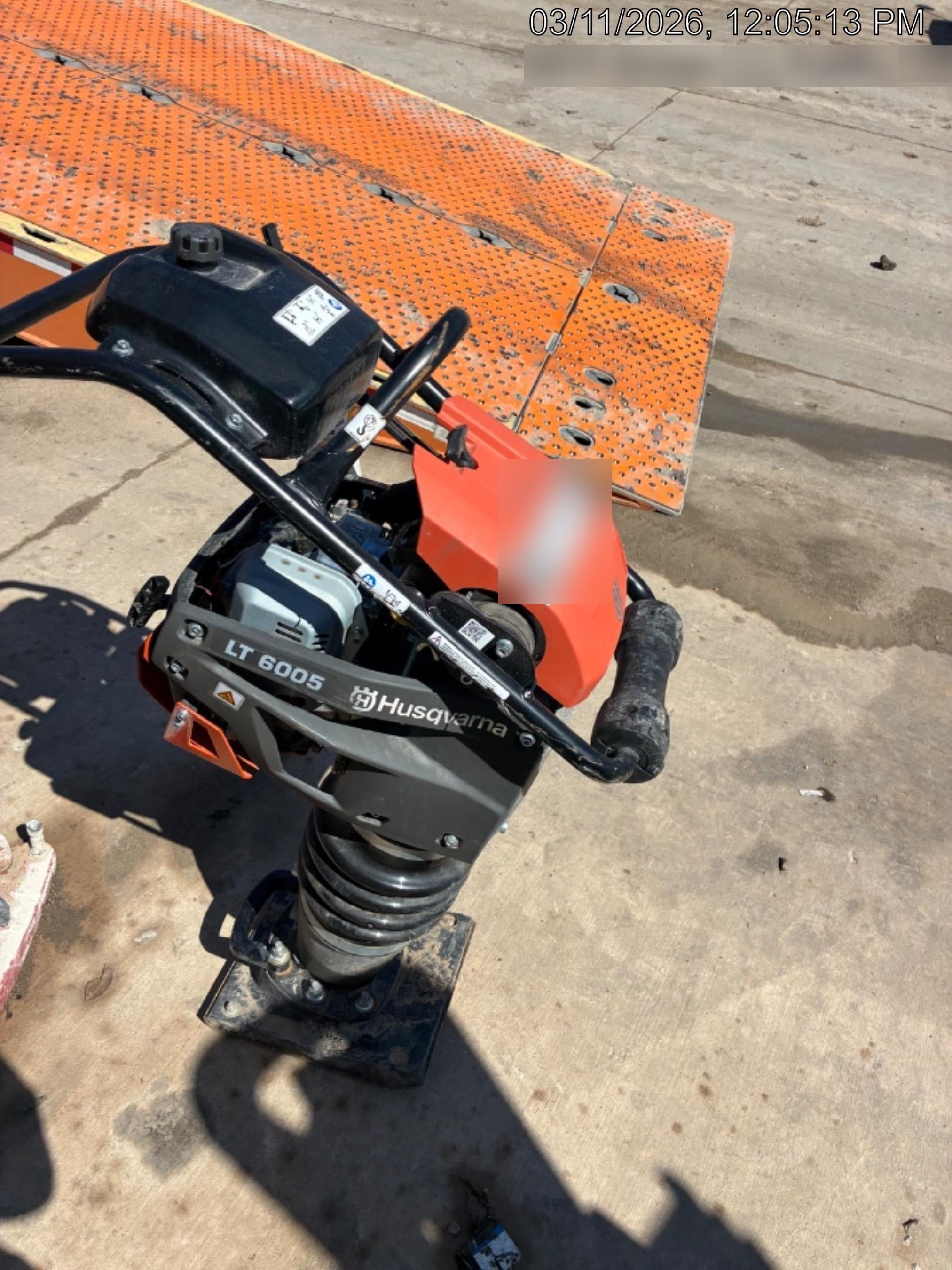 2025 HUSQVARNA LT6005