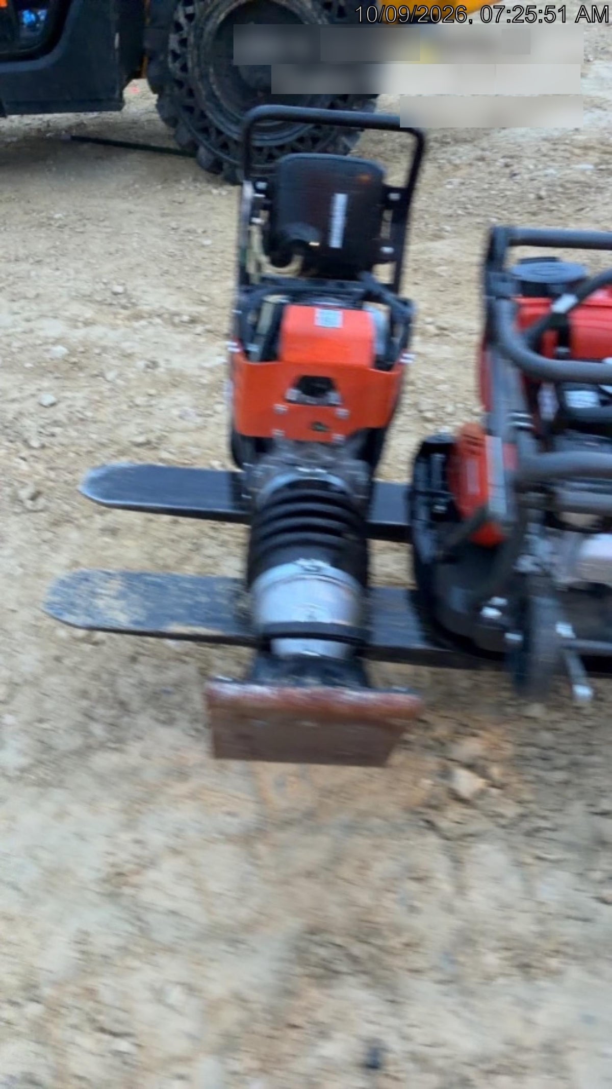 2025 HUSQVARNA LT6005