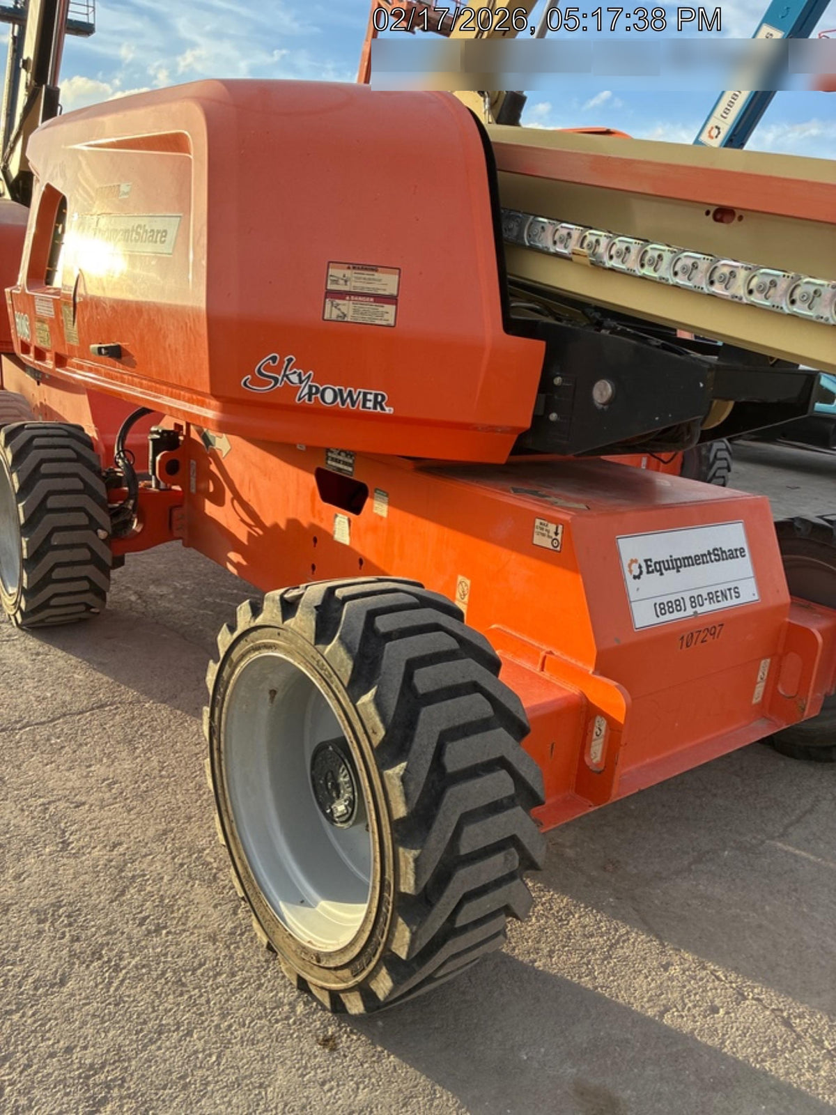2020 JLG 600S