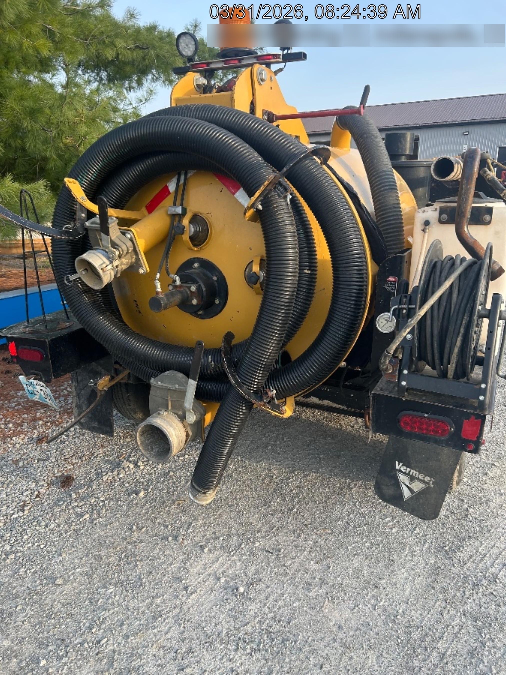 2023 VAC-TRON LP573XDT