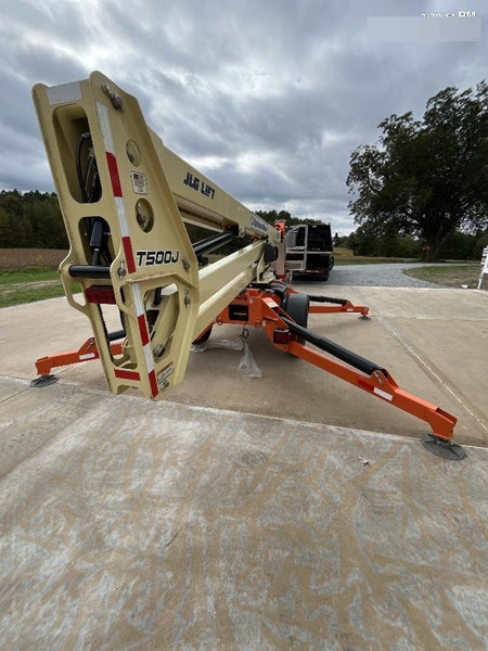 2023 JLG T500J