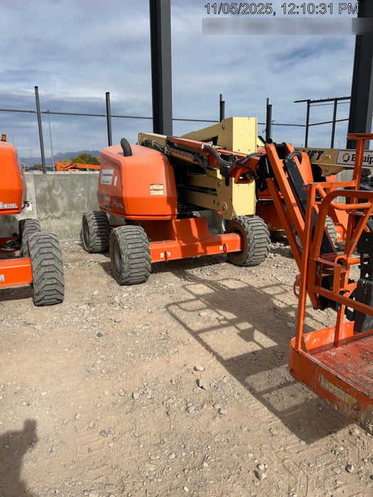 2019 JLG 450AJ