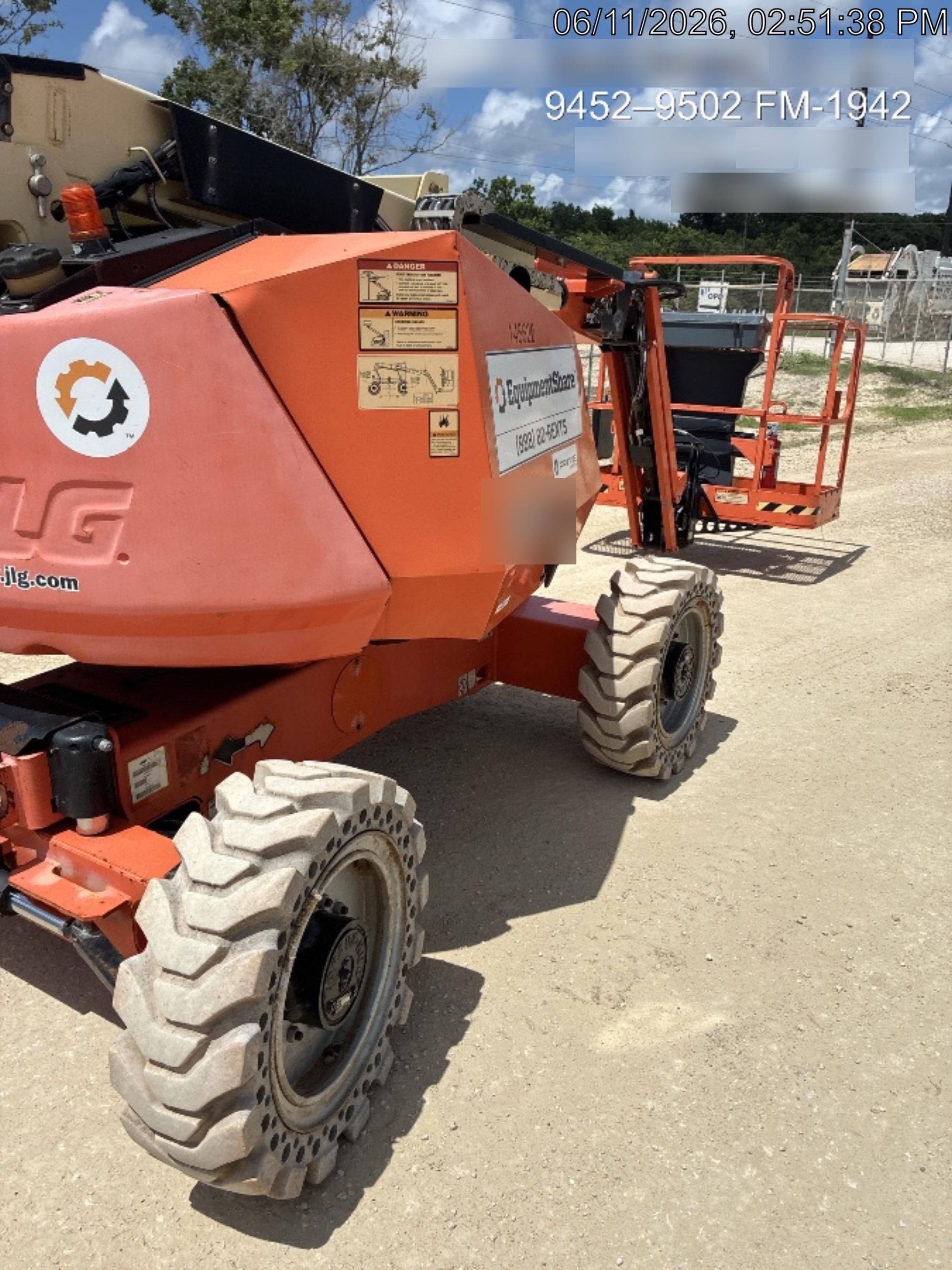 2021 JLG 340AJ