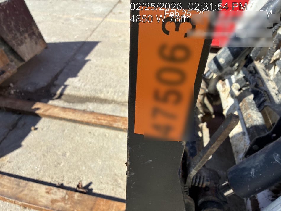 2024 ARROW MATERIAL HANDLING 48" Pallet Forks - Arrow