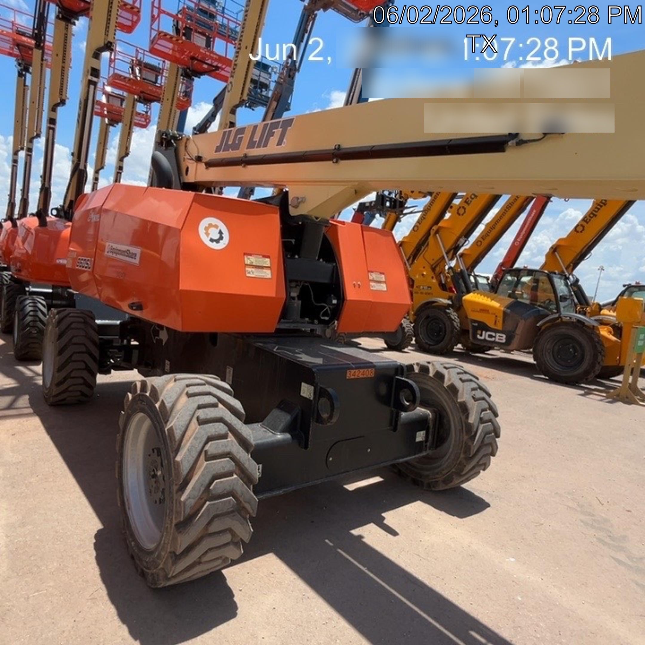 2023 JLG 860SJ