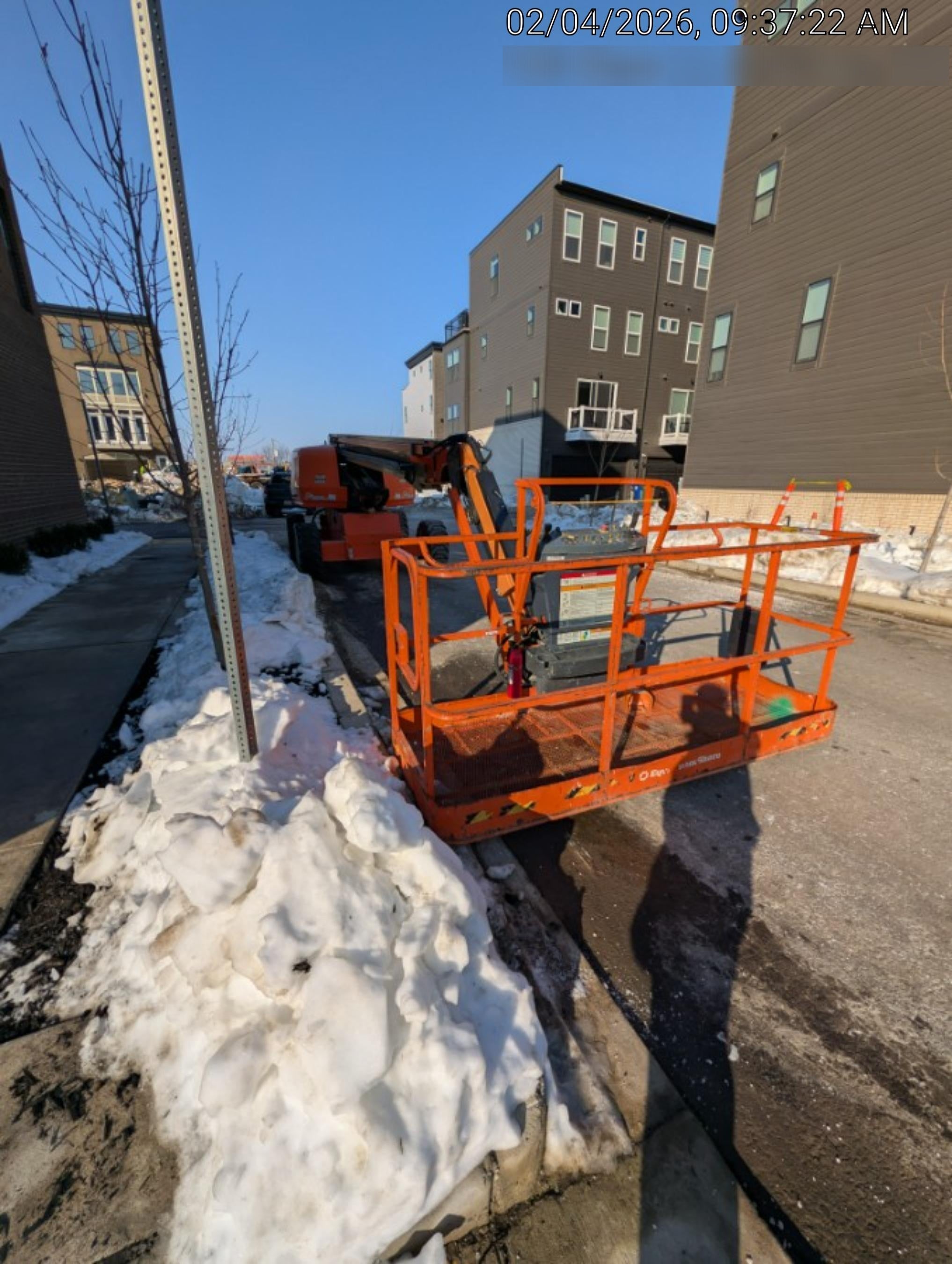 2022 JLG 660SJ