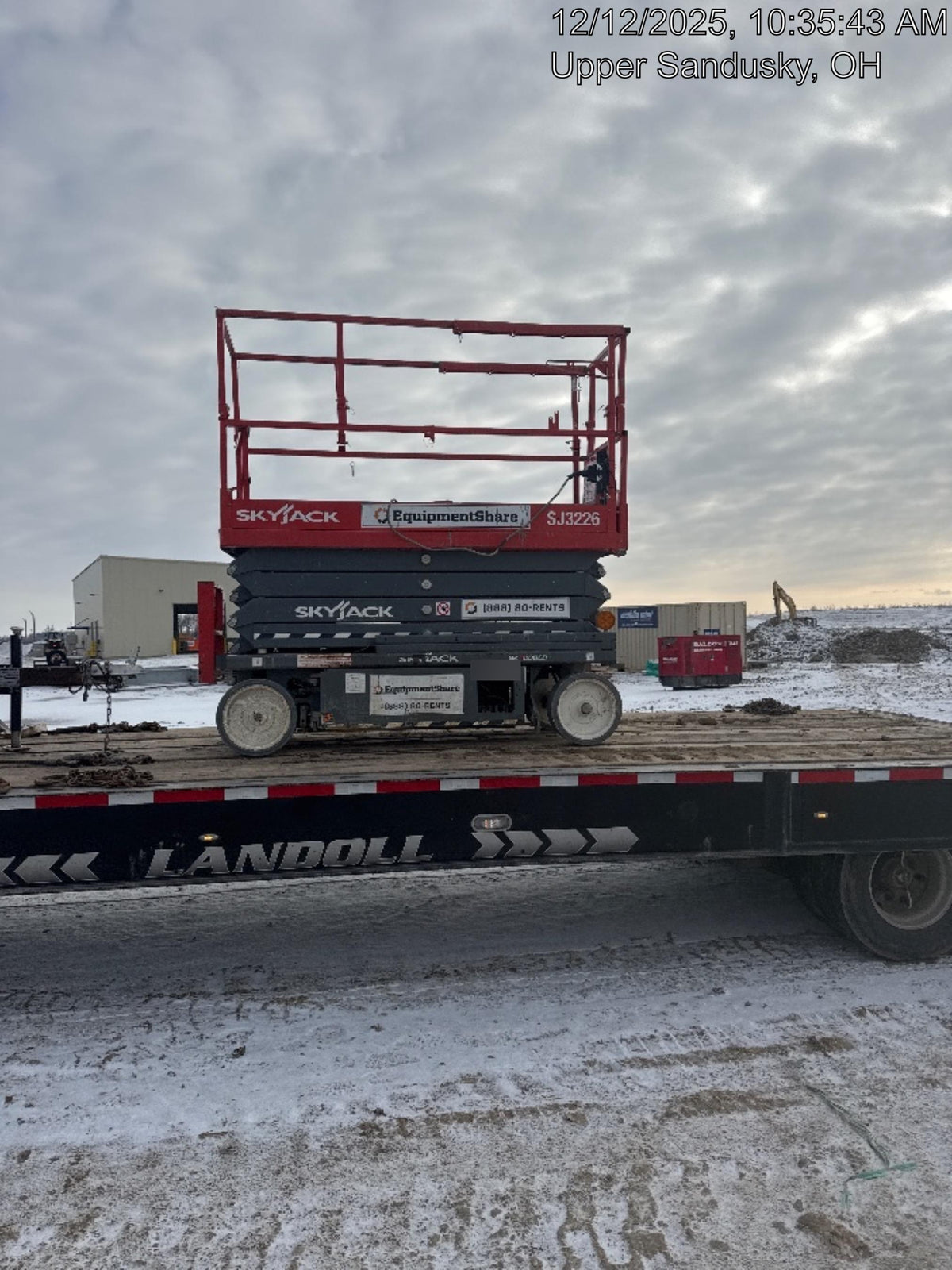 2020 Skyjack SJIII-3226 Solid NM Tires, Half height spring hinged entry gate, Dual Beacons