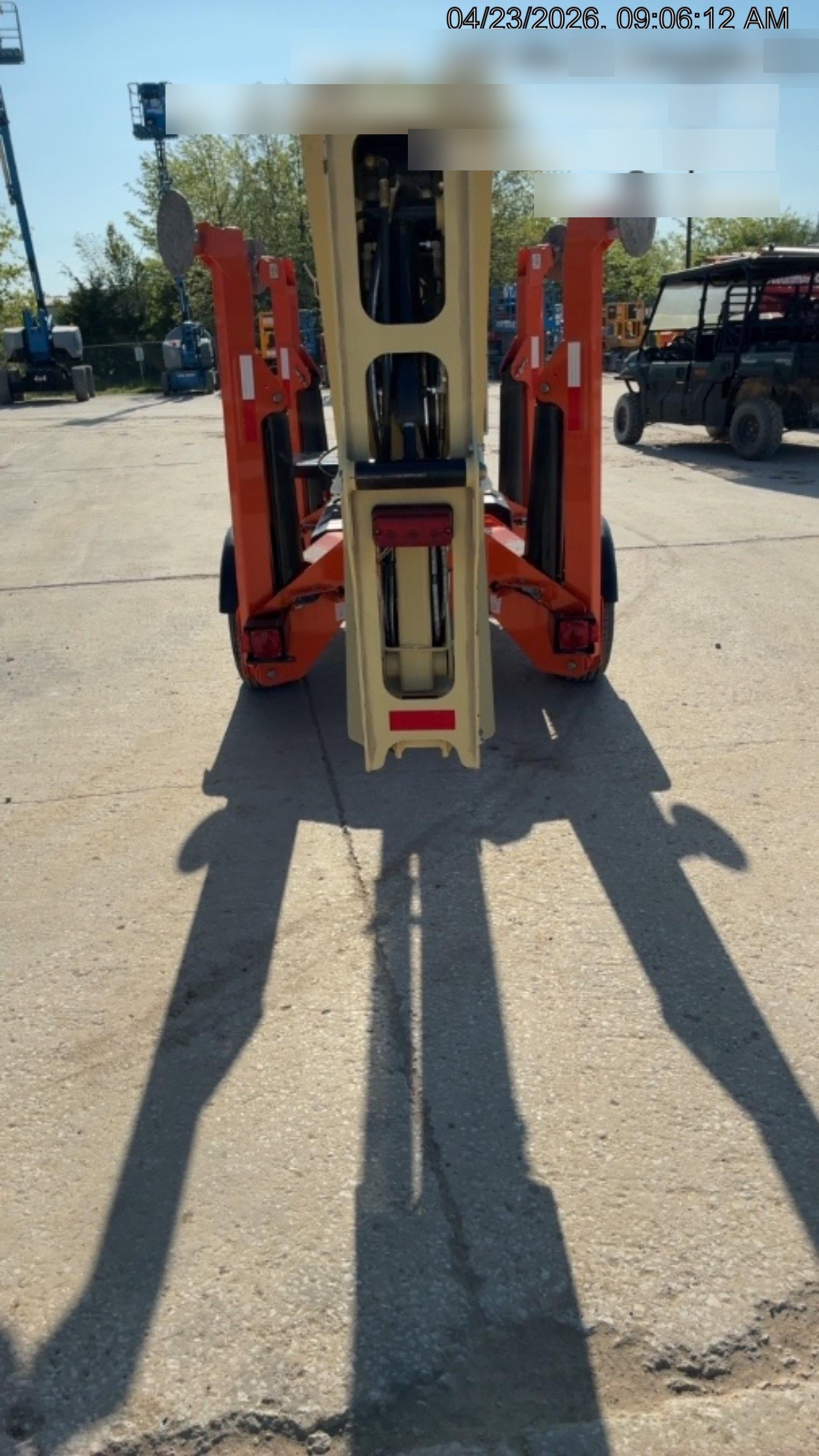 2022 JLG T350