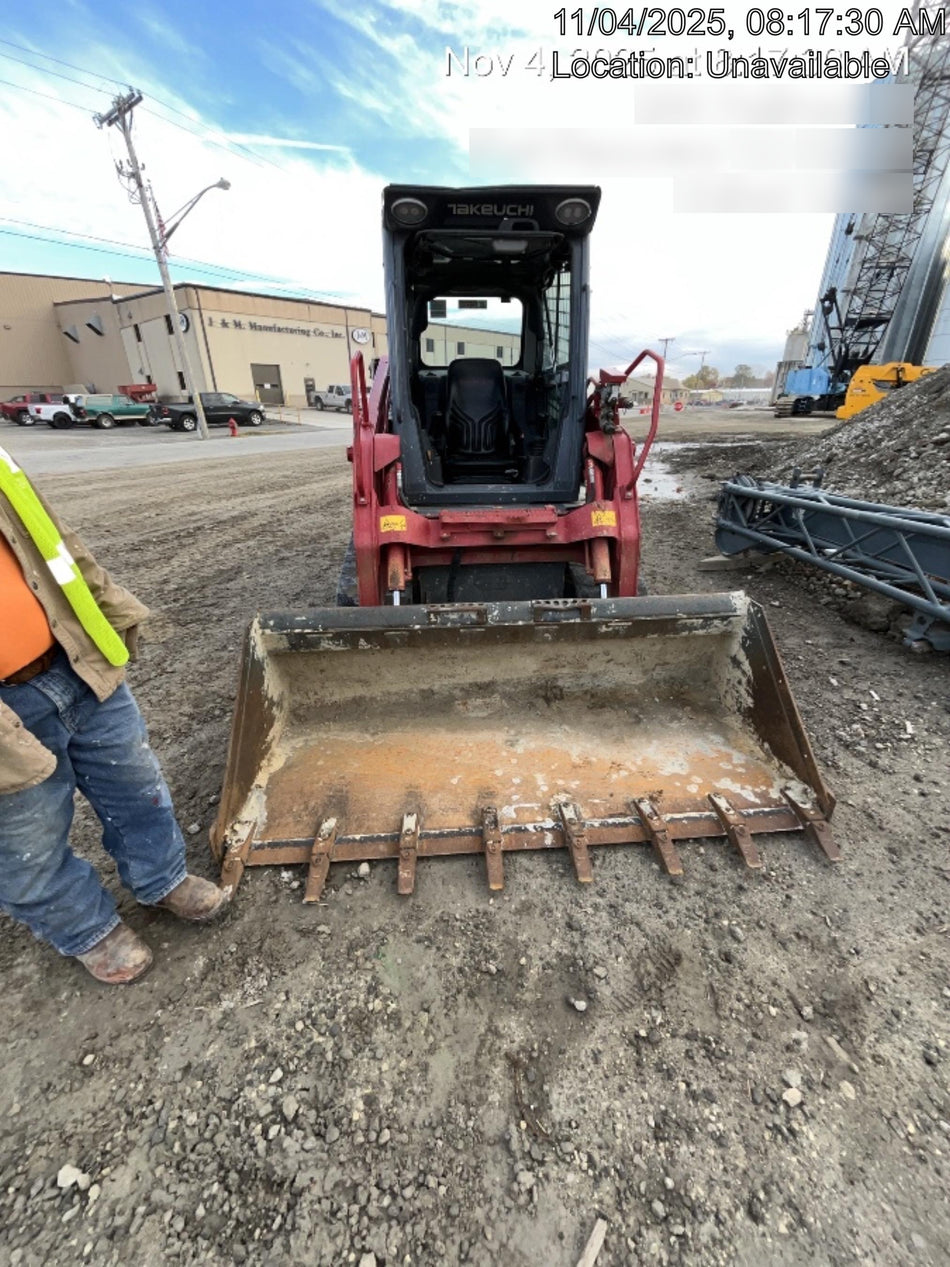2021 TAKEUCHI TL8R2-CR