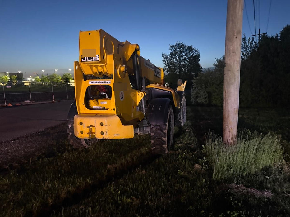 2020 JCB 510-56 Cab/Heat/Air, Solid Tires, Work Lights, Beacon, Aux Hydraulics, Back up Alarm, Lifting Eye, ES Decals