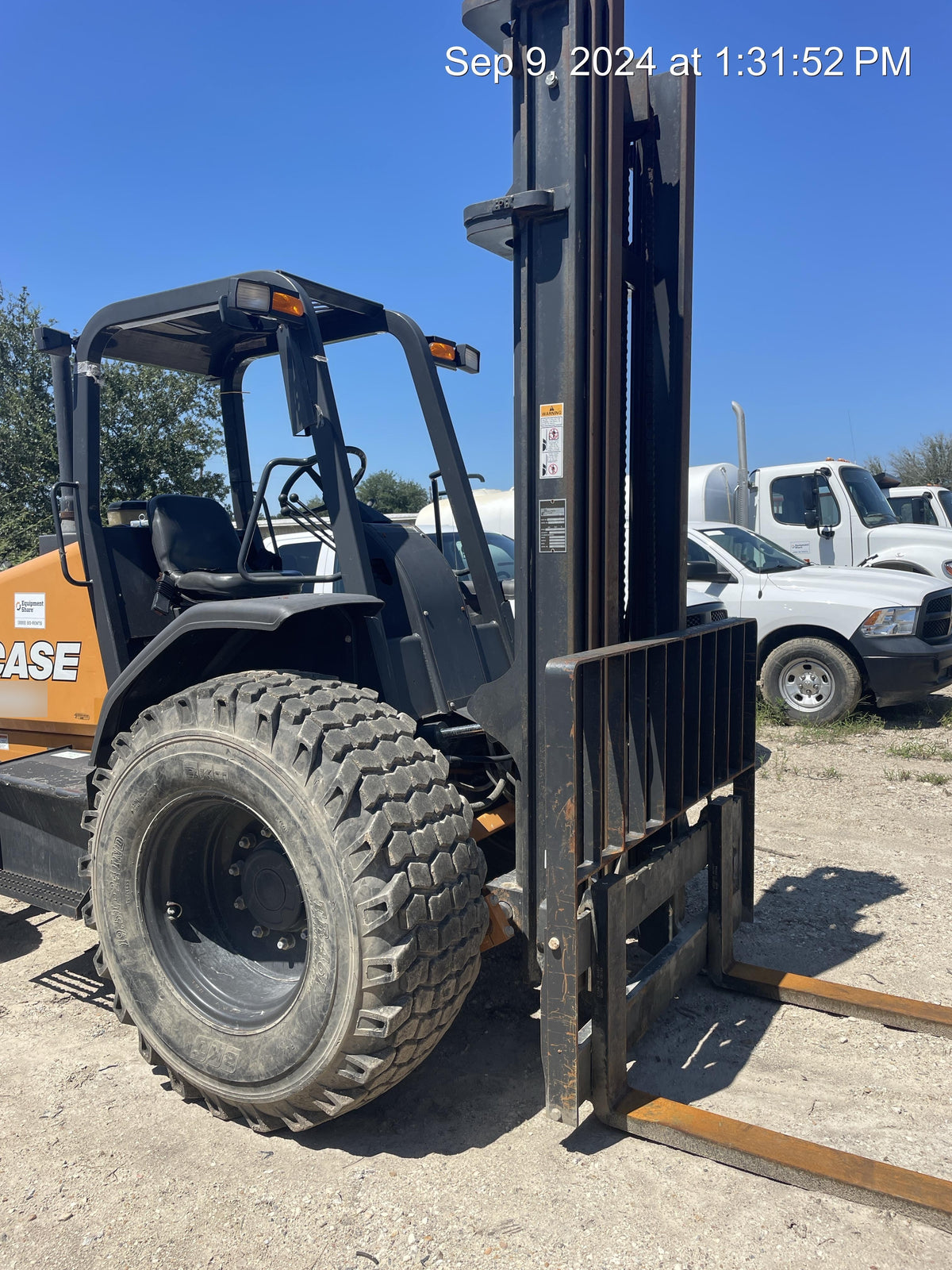 2021 CASE 588H