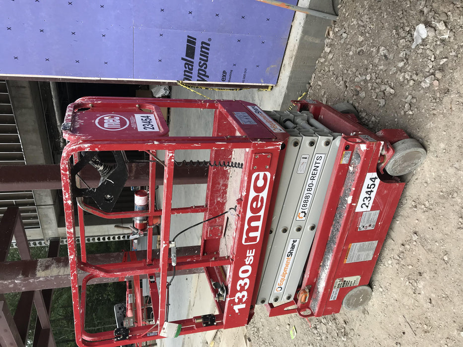 2019 MEC 1330SE MEC 1330SE w/ES Track Hardware, Full Extended 2 Year Warranty