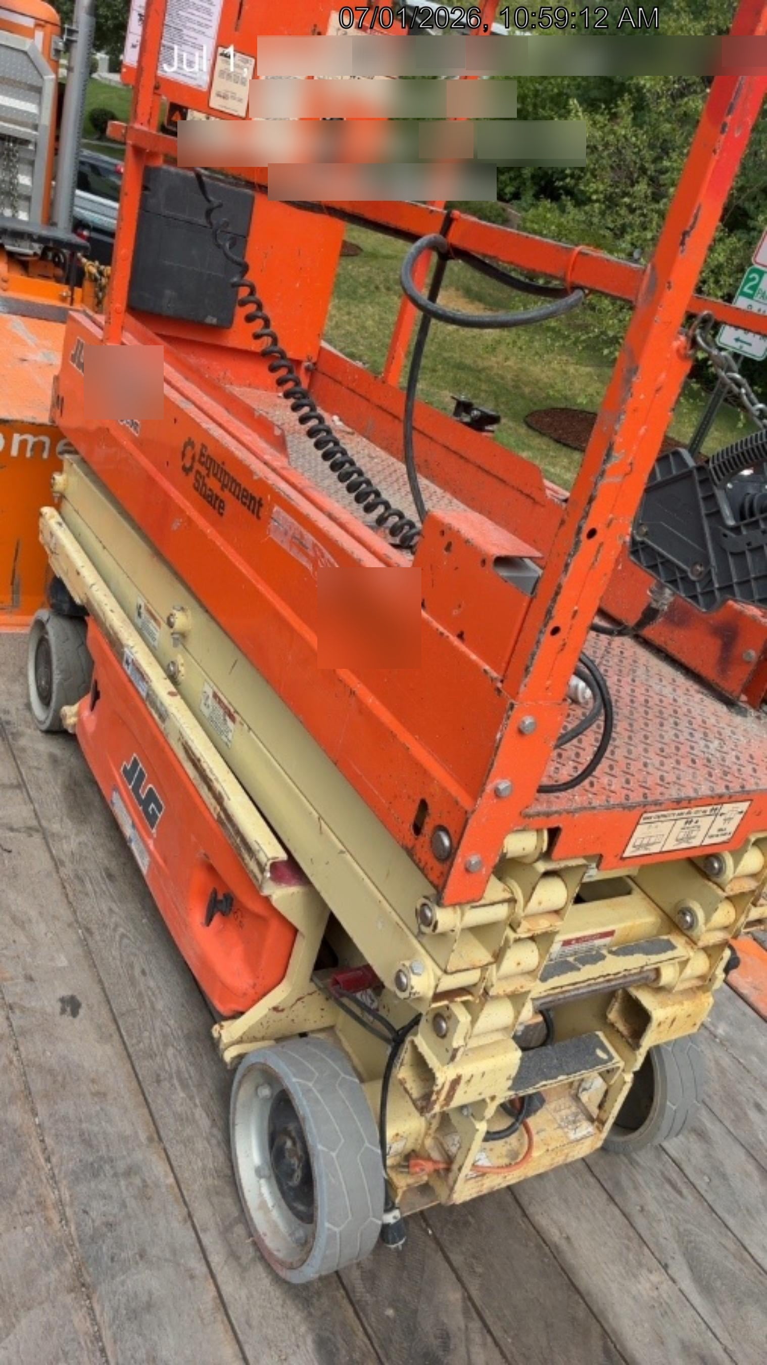 2016 JLG 1930ES