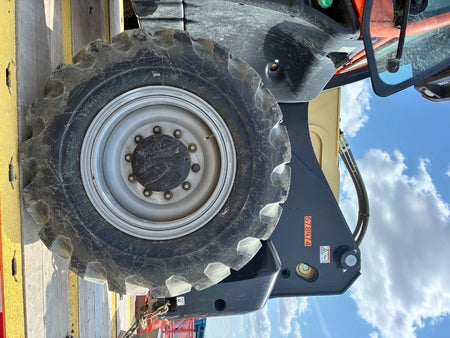 2025 JLG 1732
