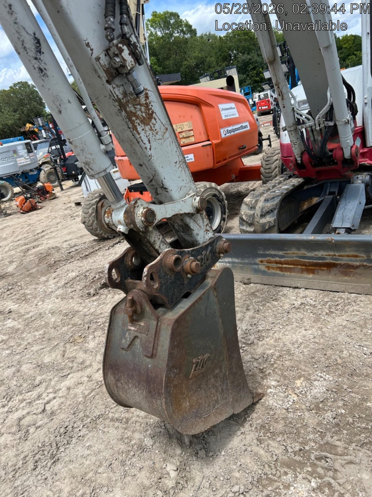 2019 Takeuchi TB290 Takeuchi TB290 Cab/Heat/AC w/Rubber Tracks, Auxiliary Hydraulics, Dozer Blade, Manual QC w/ 18/24/36" Buckets, Hydraulic Thumb Installed
