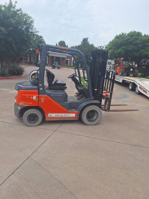 2022 TOYOTA 50-8FGU25