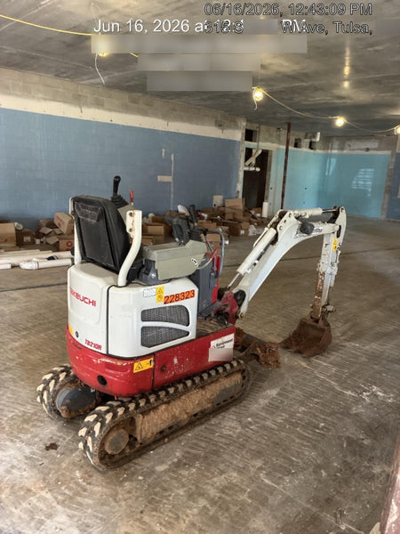 2022 TAKEUCHI TB210R