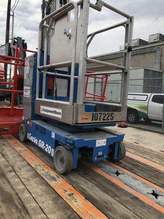 2020 GENIE GR-20
