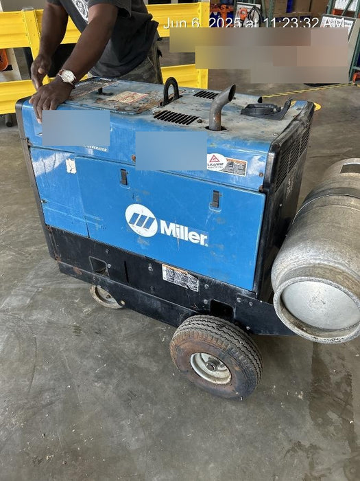 2019 Miller Electric BOBCAT 250 Standard w/Running Gear, Bracket, Hose