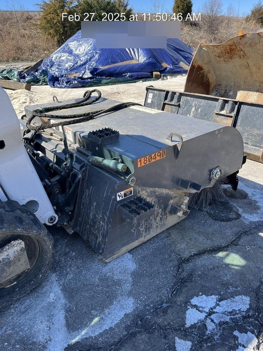 2021 PALADIN Sweepster SB72