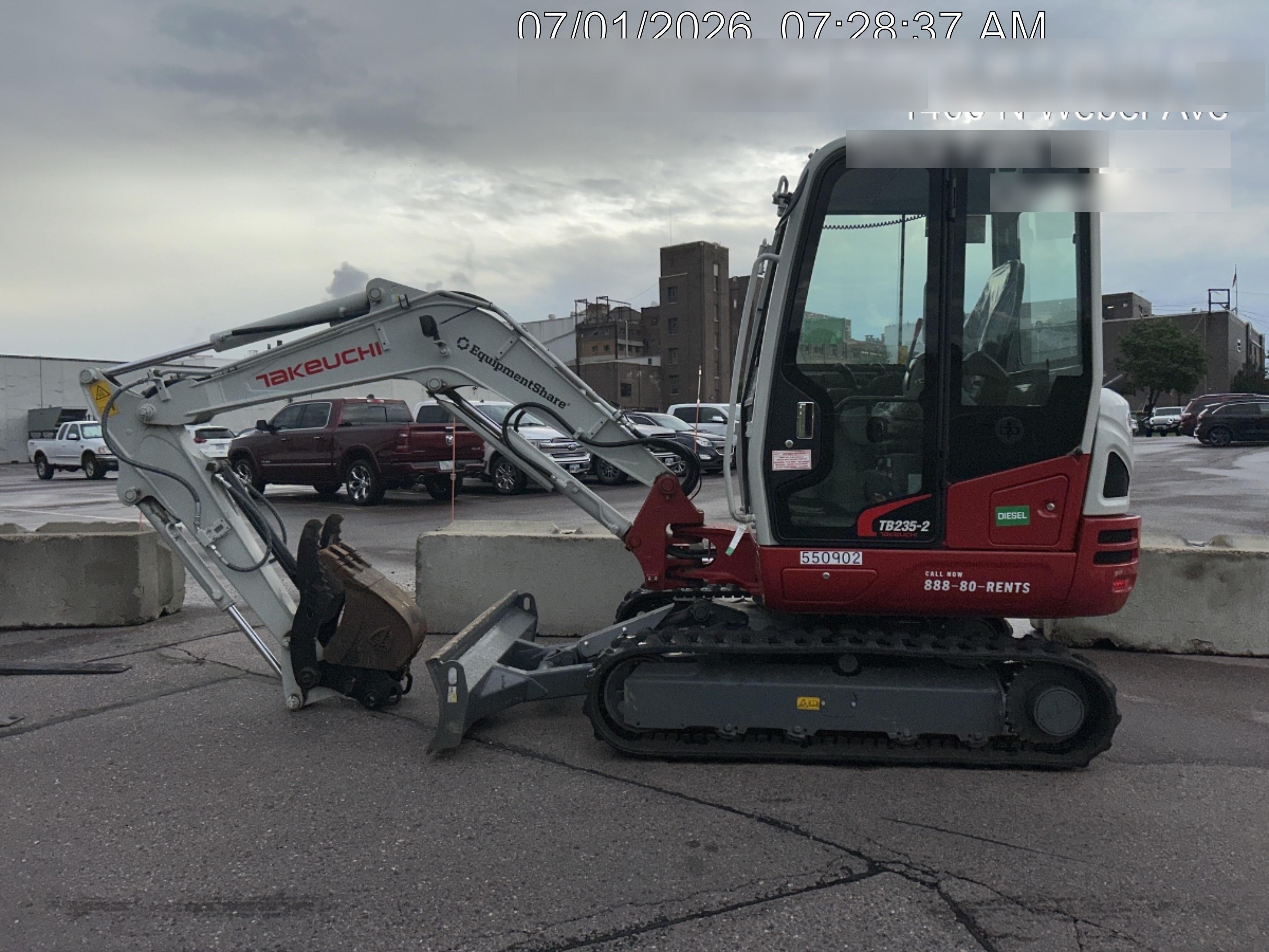 2025 TAKEUCHI TB235-2CR