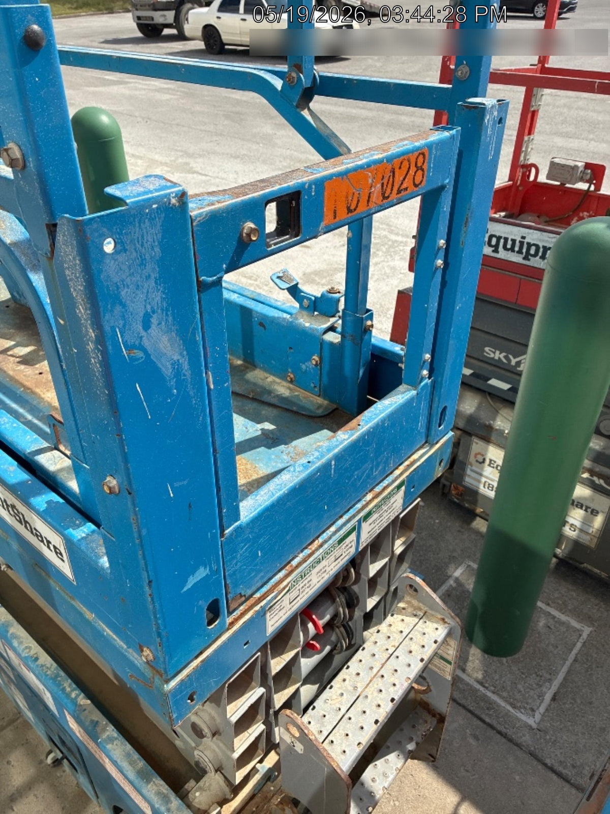 2020 Genie GS-1930 Solid Non Marking Tires, Beacon, Folding rails with half height swing gate