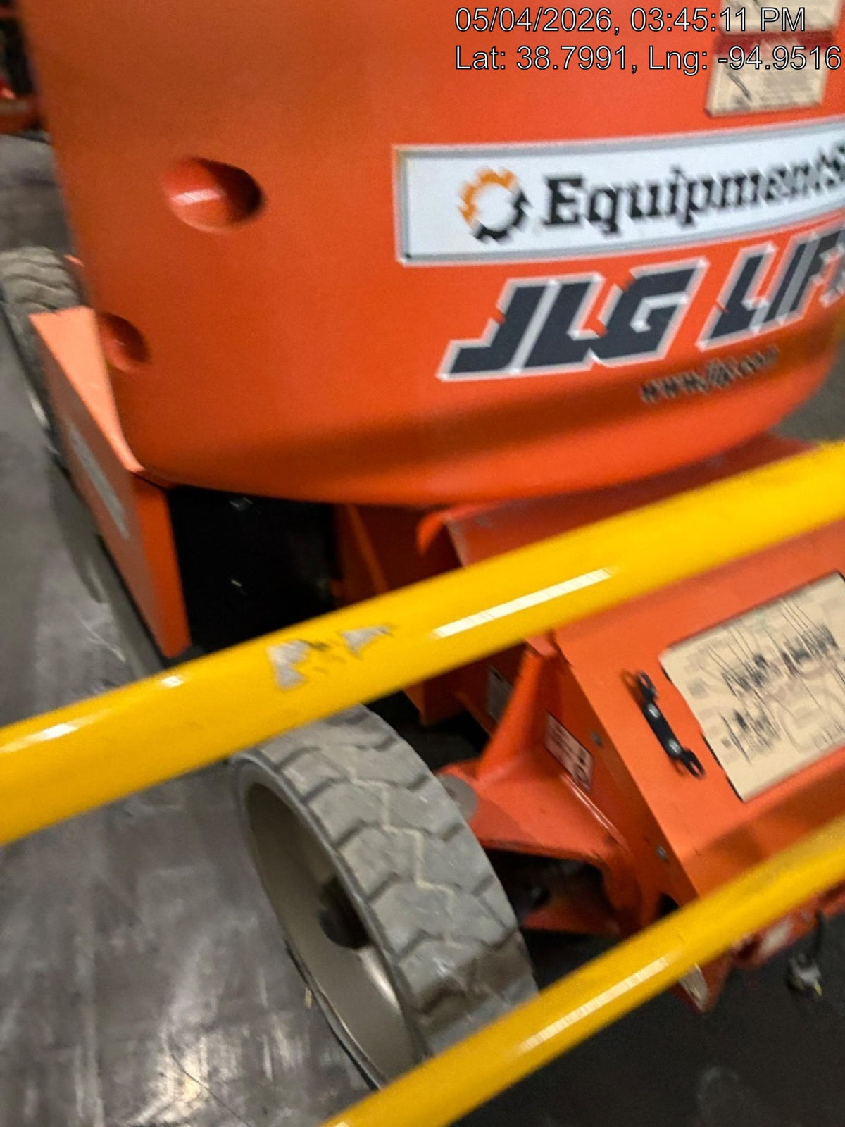 2020 JLG E400AJPN