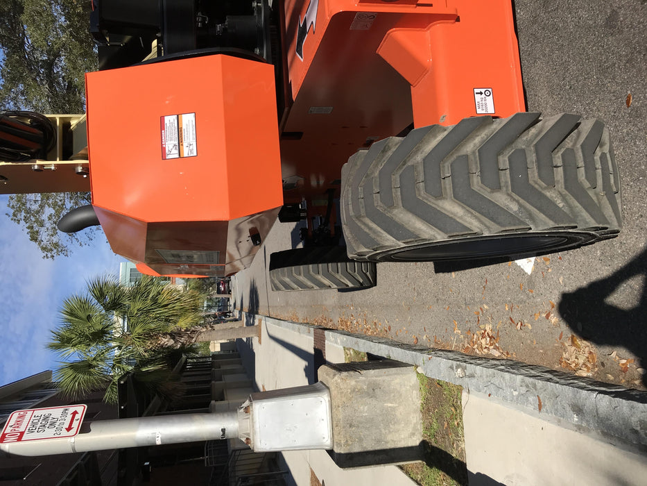 2019 JLG 860SJ
