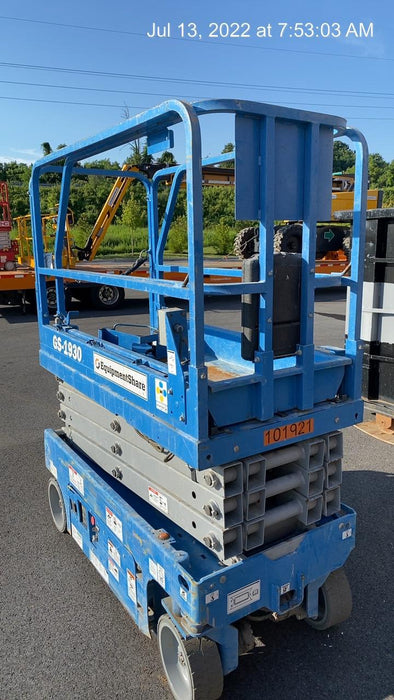 2020 Genie GS-1930 Fixed rails with chain entry gate - Pre A92.20