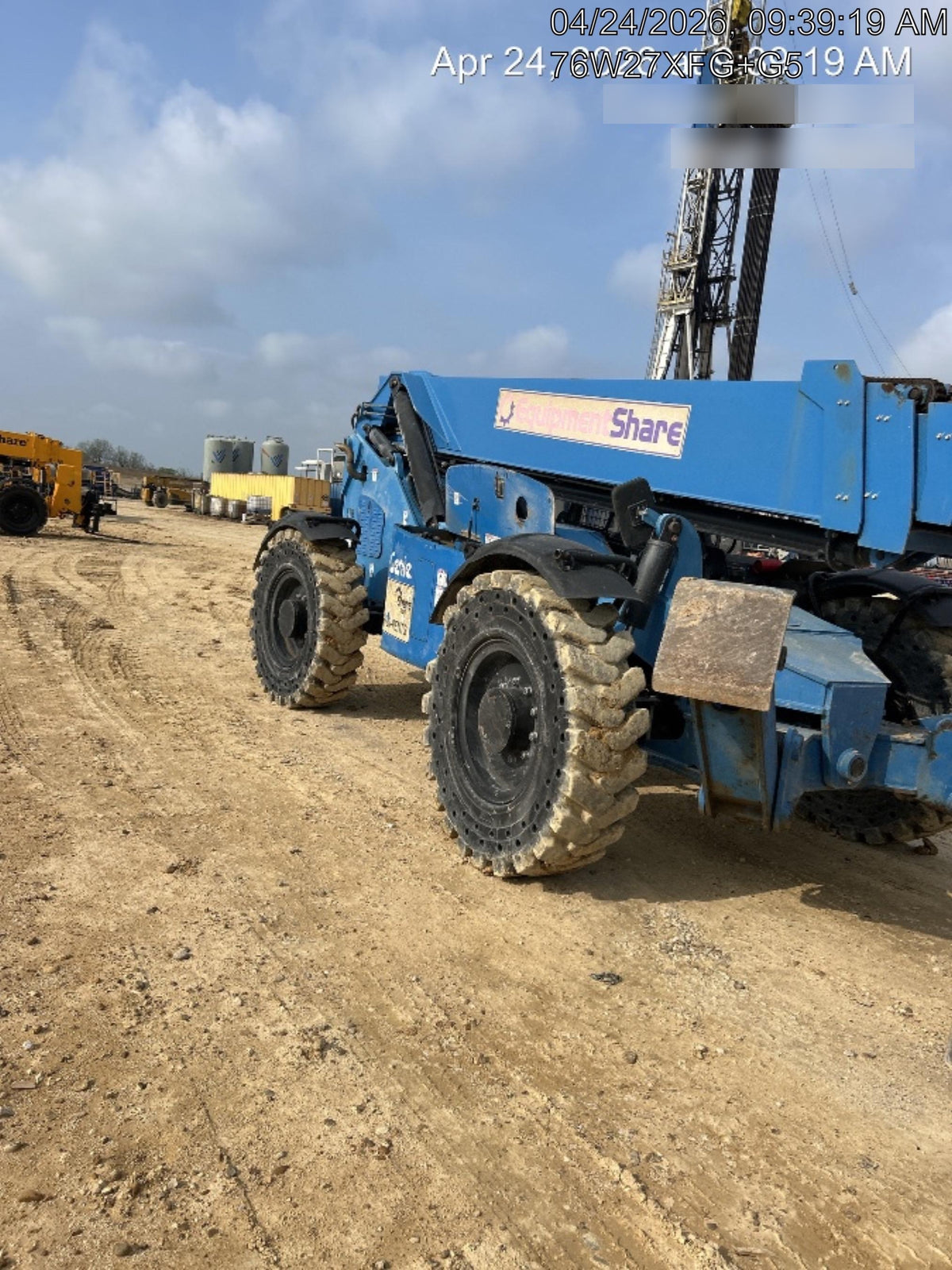 2017 GENIE GTH-1056