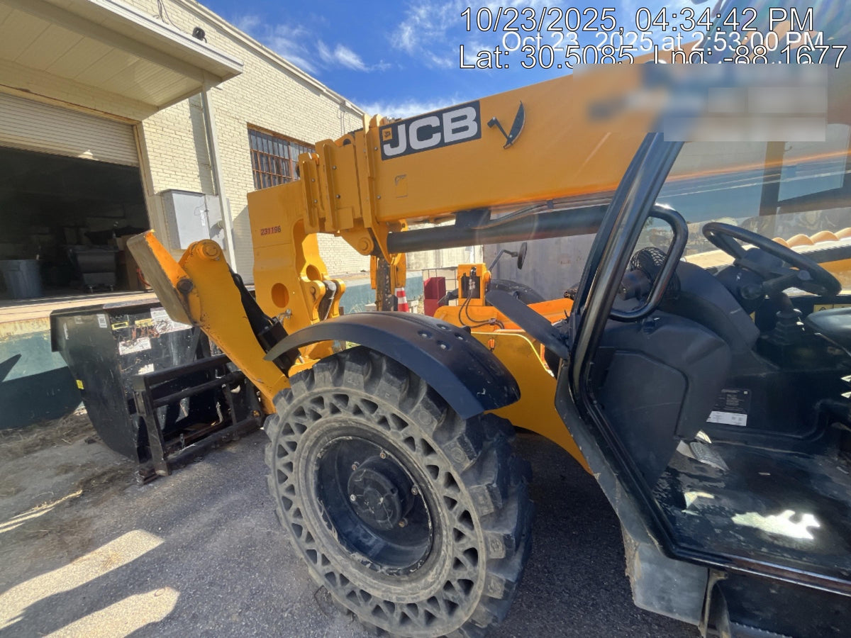 2022 JCB 512-56
