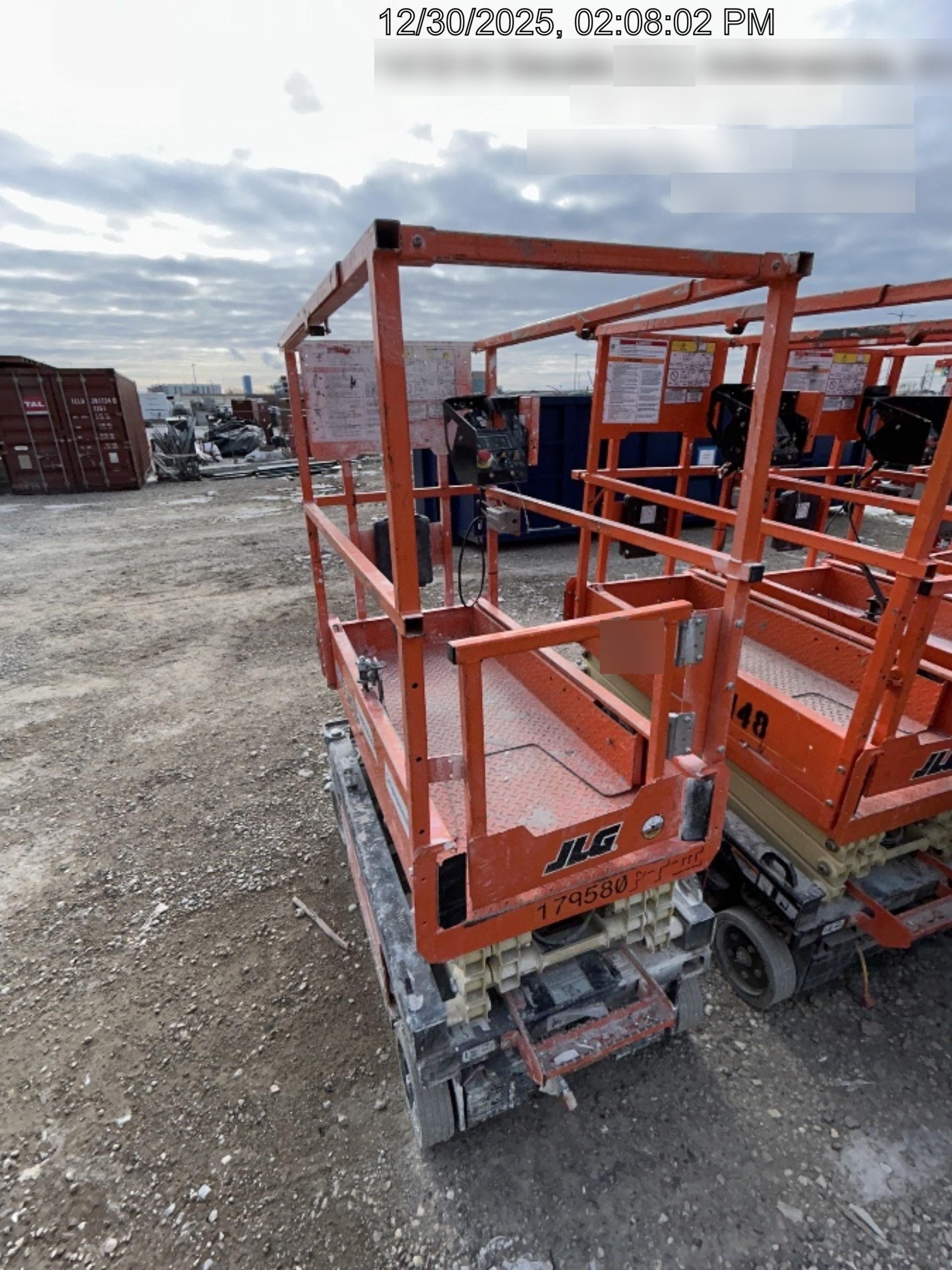 2021 JLG ES1330L