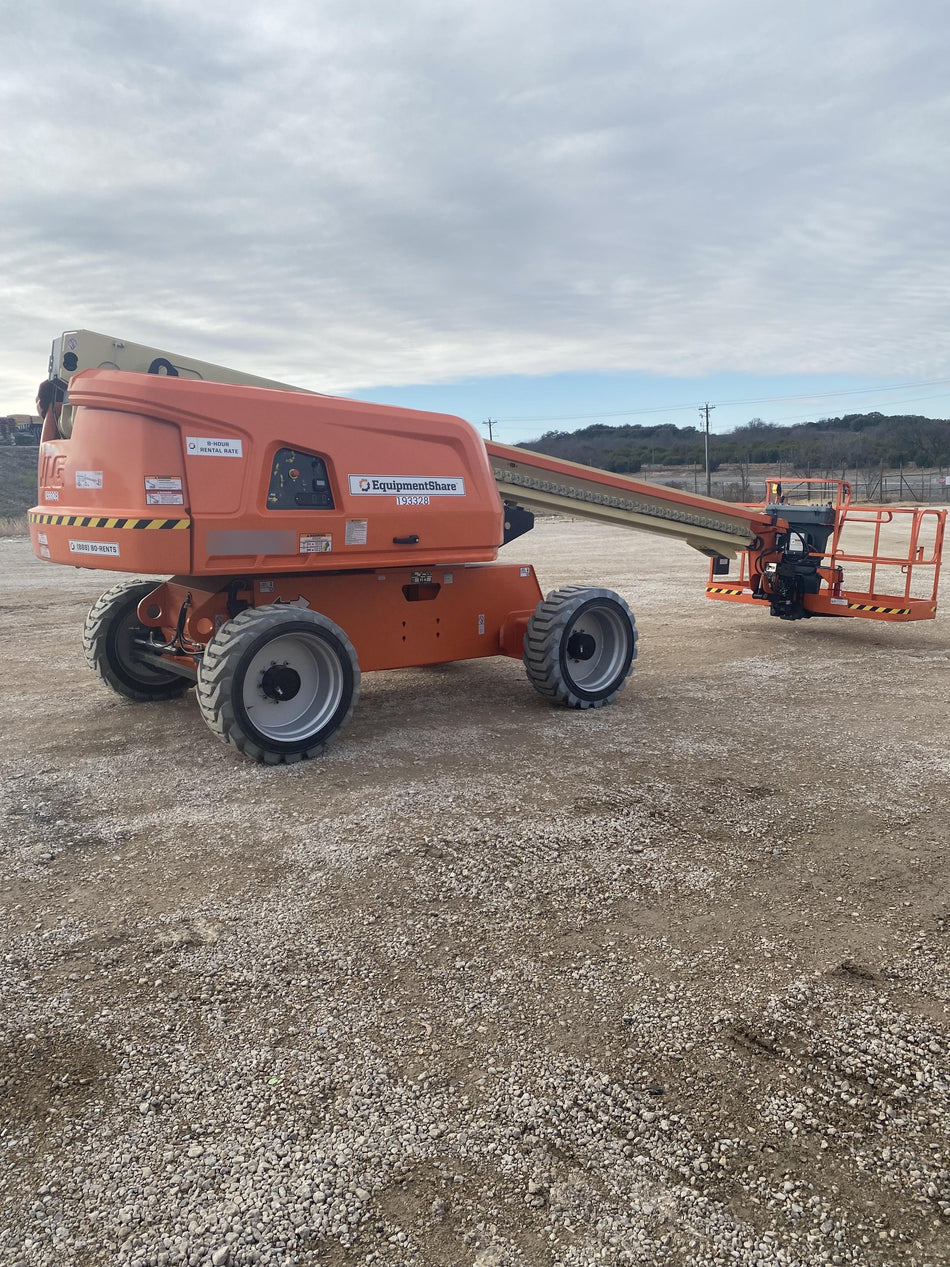 2021 JLG 600S
