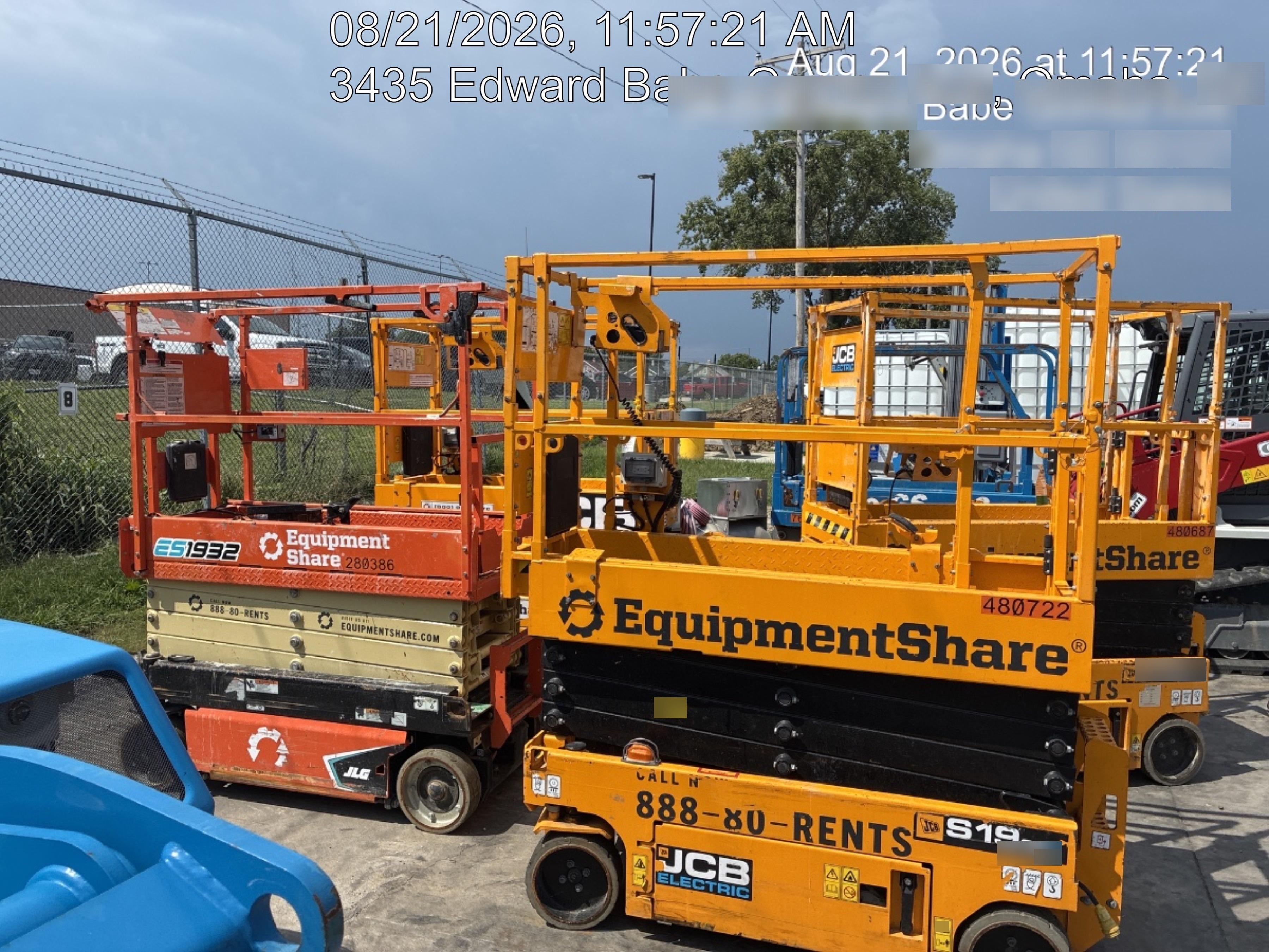 2018 Genie GS-1930 Genie GS-1930 Lift w/Fixed Rail and Chain Entry