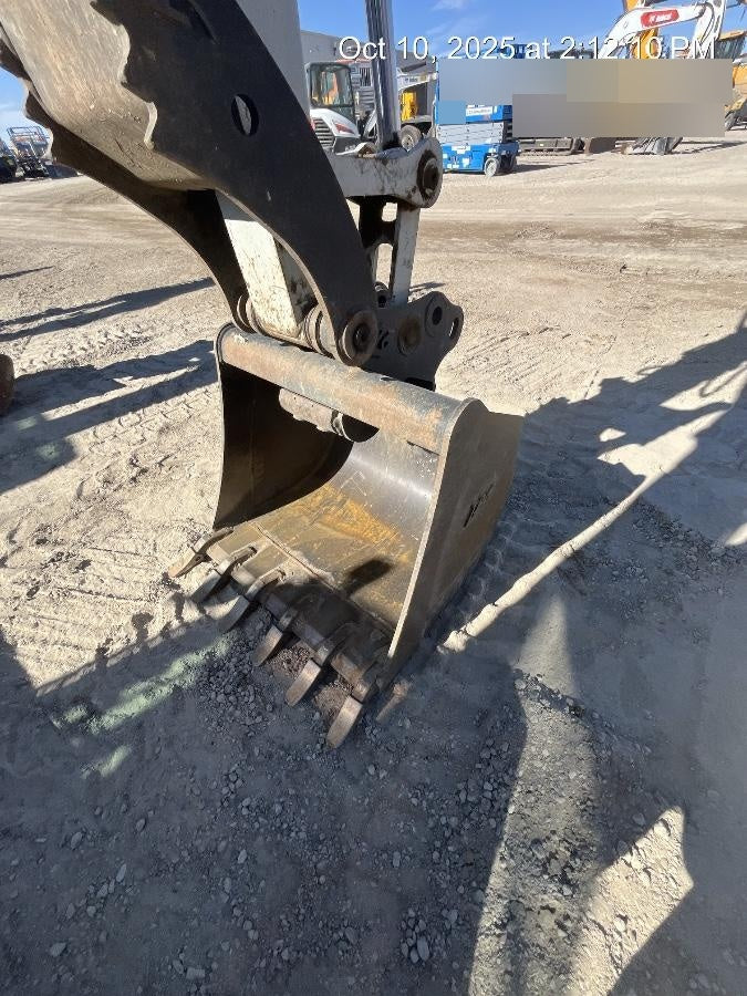 2025 TAKEUCHI 36" Bucket - Takeuchi