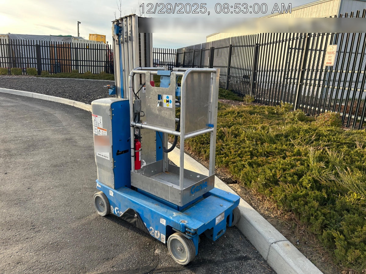 2020 GENIE GR-20