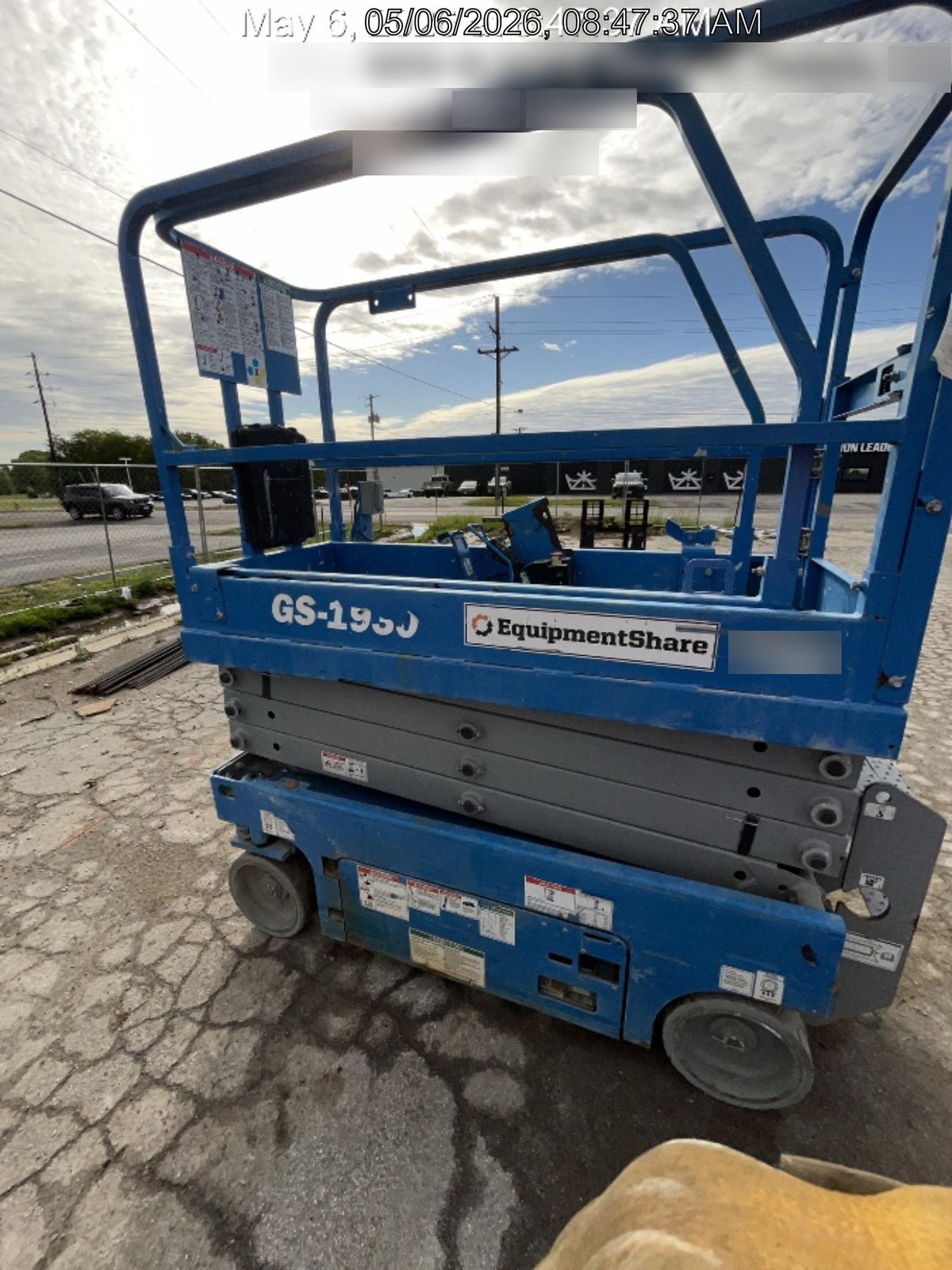 2020 Genie GS-1930 Solid Non Marking Tires, Beacon, Folding rails with half height swing gate