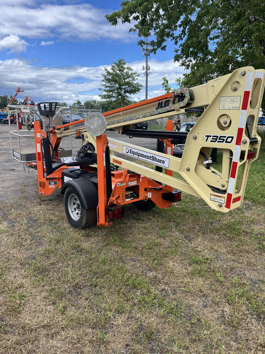 2021 JLG T350