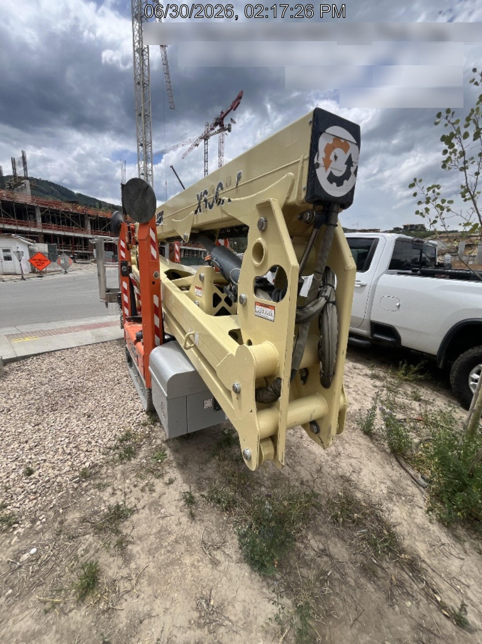 2021 JLG X600AJ