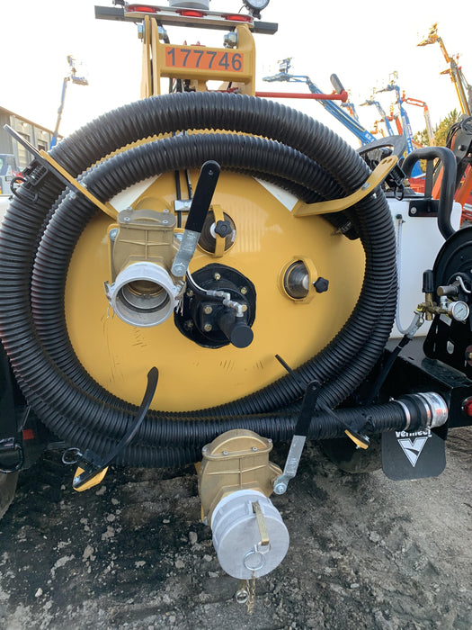 2021 VAC-TRON LP573XDT